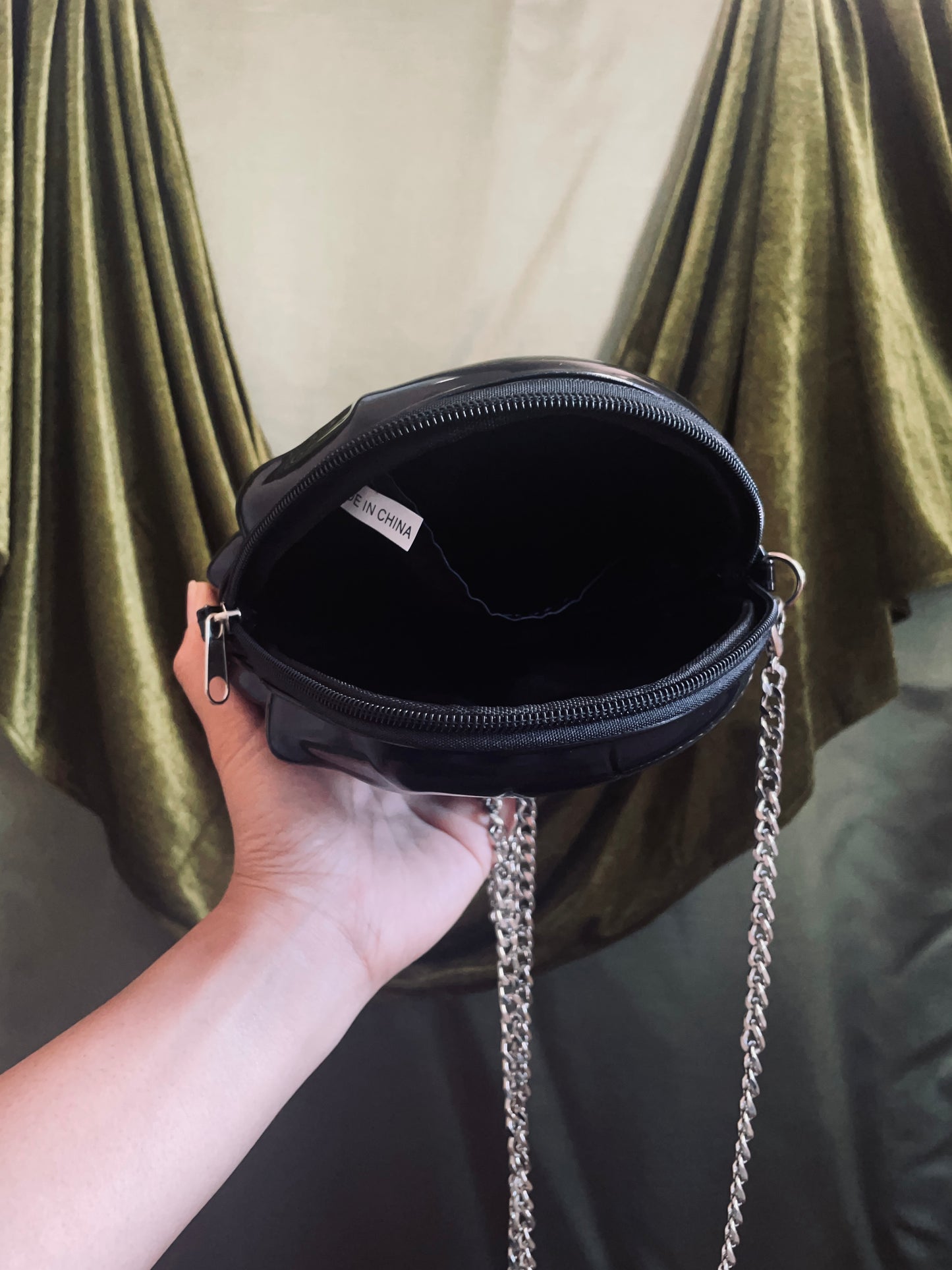 Skull Purse with Chain Strap